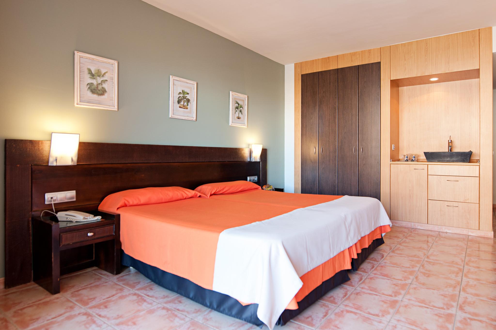 Hotel Livvo Lago Taurito & Aquapark Экстерьер фото