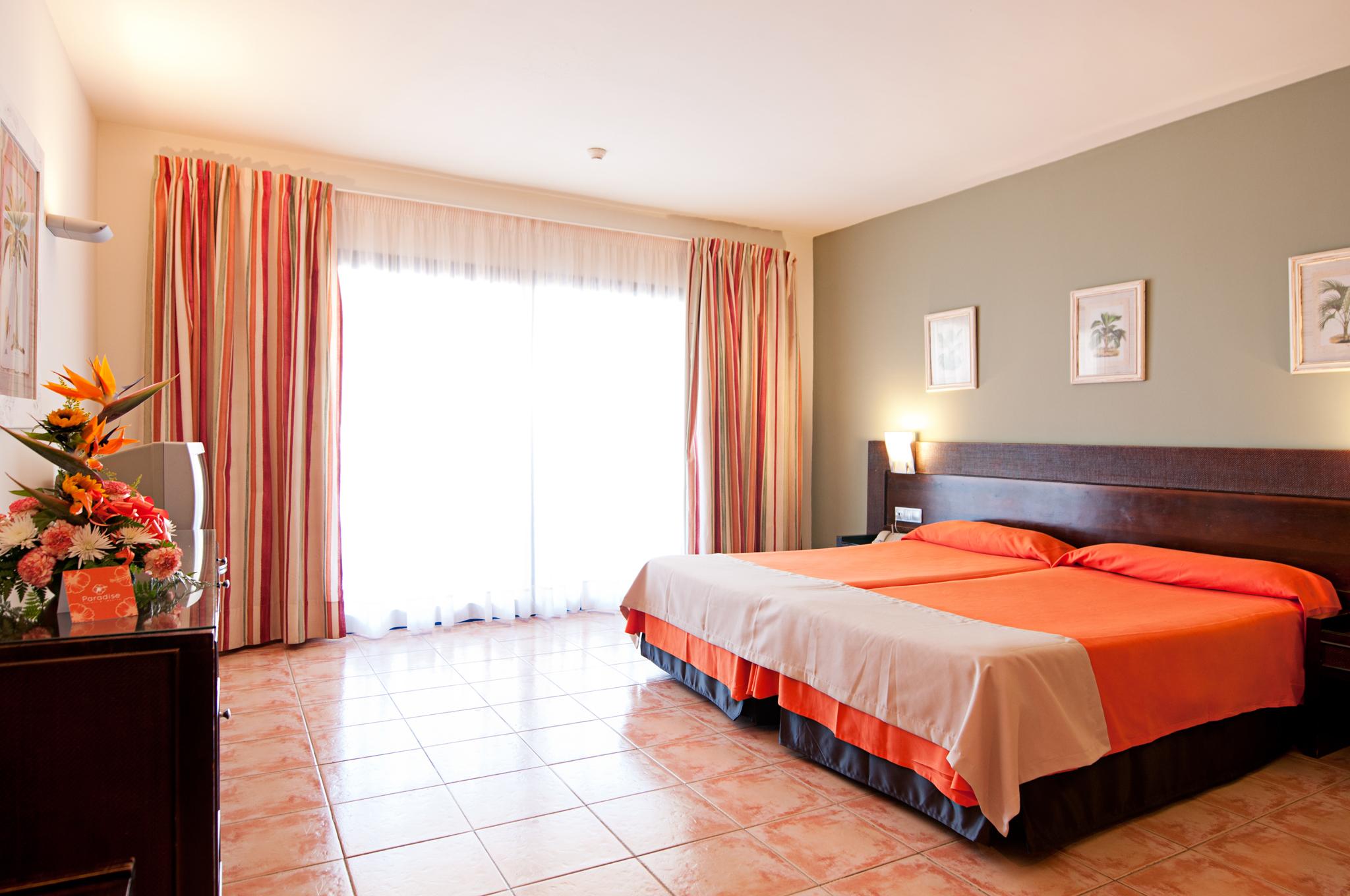 Hotel Livvo Lago Taurito & Aquapark Экстерьер фото