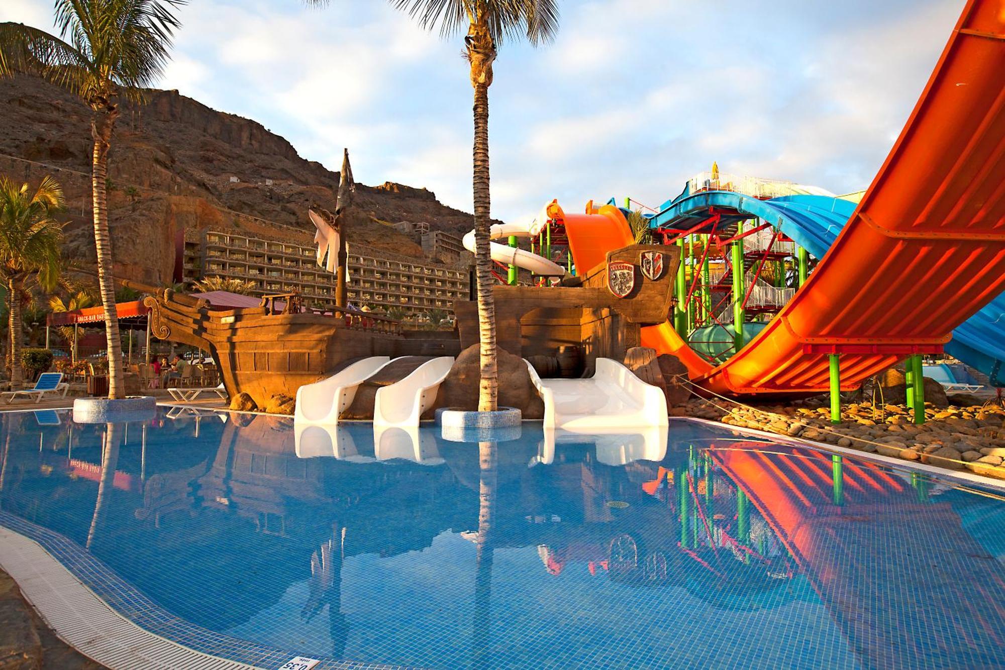 Hotel Livvo Lago Taurito & Aquapark Экстерьер фото